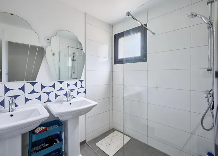 Holiday home La Maison Valnotte - Proche Du Port De Carteret *